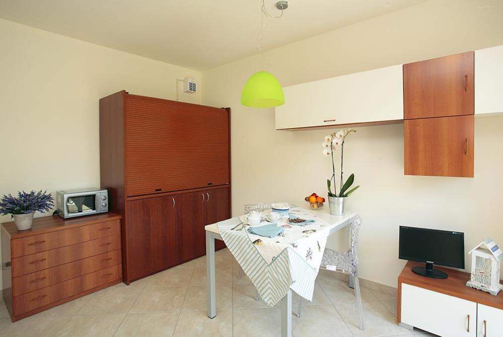 Residence Dell'Angelo Ospedaletti Ngoại thất bức ảnh